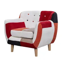 Nordisches Sofa mit Patchwork-Polsterung