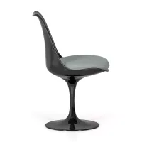 Replica Tulip Chair kaikki mustat - Designtuolit - MuebleDesign