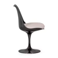 Replica Tulip Chair kaikki mustat - Designtuolit - MuebleDesign