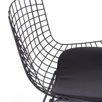 Réplique Chaise Bertoia in Noir - Chaise industrielle - MeublesConcept