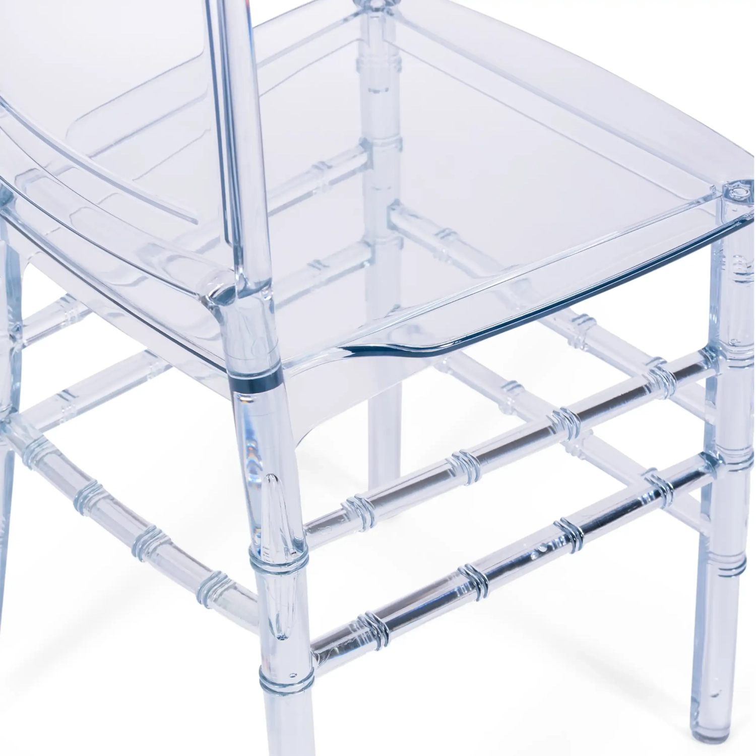 Cadeiras transparentes Felipe Ghost - Cadeiras de plástico - Mueble Design