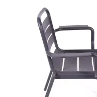 Krzesło Karen odpowiednie do użytku na zewnątrz - Krzesła plastikowe - Mobelarium