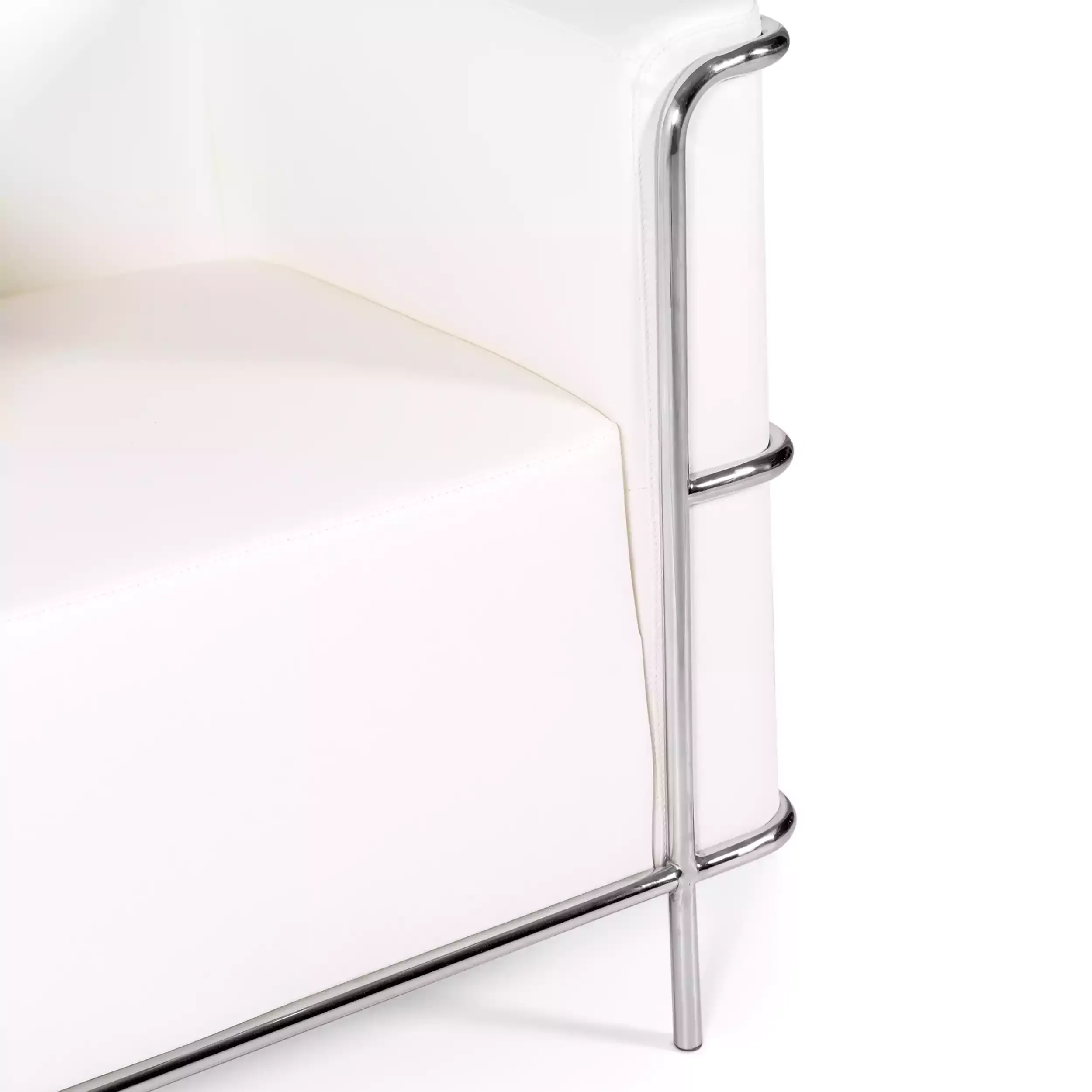 Torino 1 istuttava moderni sohva nahkaa ja kromattua terästä - Mobelarium