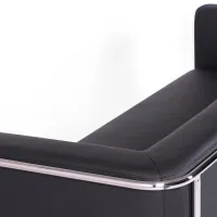 3-Sitzer Sofa Torino aus Ökoleder und verchromtem Stahl - Mobelarium