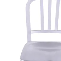 Replika stoličky Navy Army z hliníku - ikonický průmyslový design