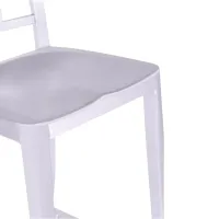 Replika stoličky Navy Army z hliníku - ikonický průmyslový design