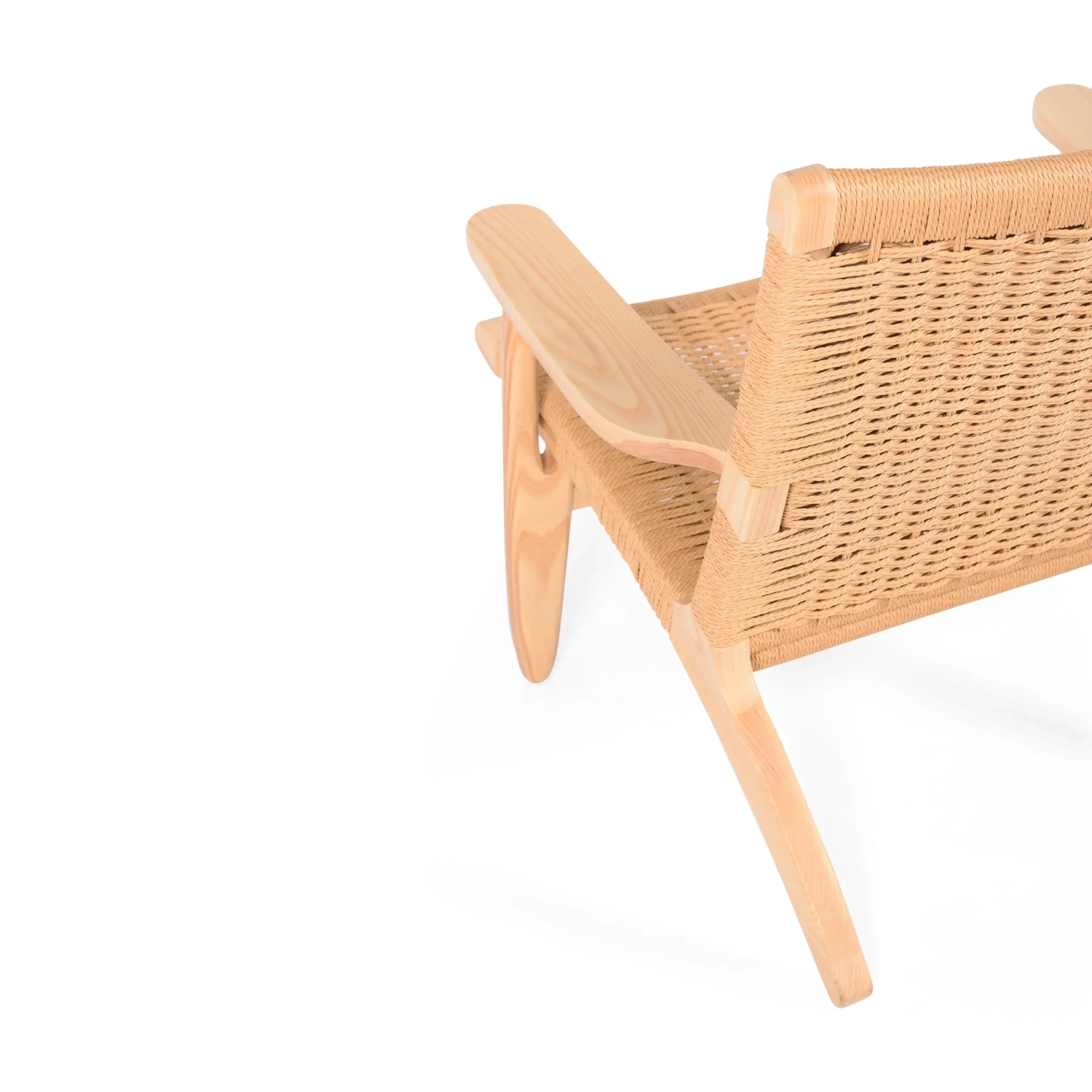Sillón Catani CH25 | Diseño escandinavo en fresno y cuerda natural