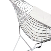 Réplique de la chaise Diamond en acier chromé et coussin en simili-cuir - Collection Bertoia