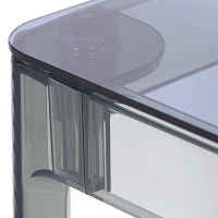 Kwadratowy stół jadalniany Ghost 80 cm: przezroczysty, nowoczesny design