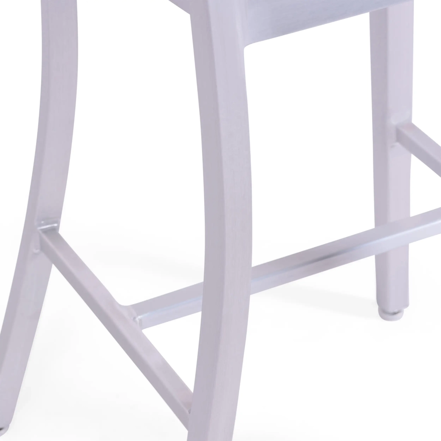 Tamborete Navi Army 66 cm em alumínio | Design industrial elegante