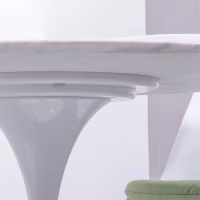 Inspiration Tulip 100Ø Designbord i Carrara Marmor - Möbeldesign