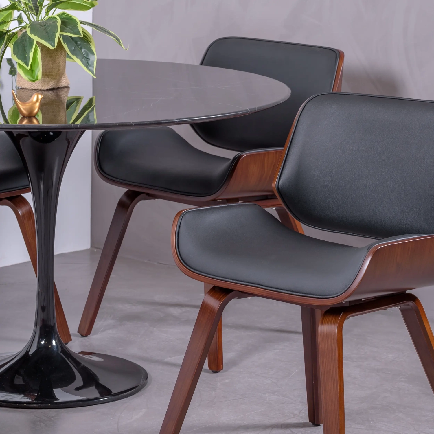 Inspiration Tulip Ruokapöytä Marquina Marmorista - Designhuonekalut