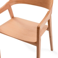 Skandynawskie krzesło dębowe z podłokietnikami Soho | Skandynawski minimalistyczny design