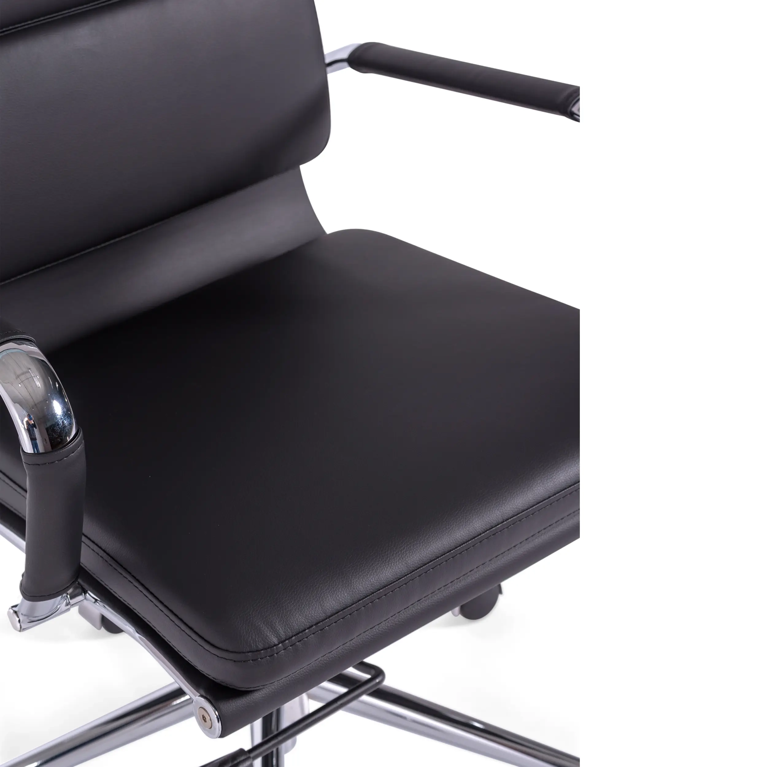 Moderne bureaustoel bekleed met kunstleer | Comfort en professionele stijl