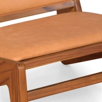 Lounge fauteuil Compass bekleed in hout en leder - Geen probleem Mobelarium