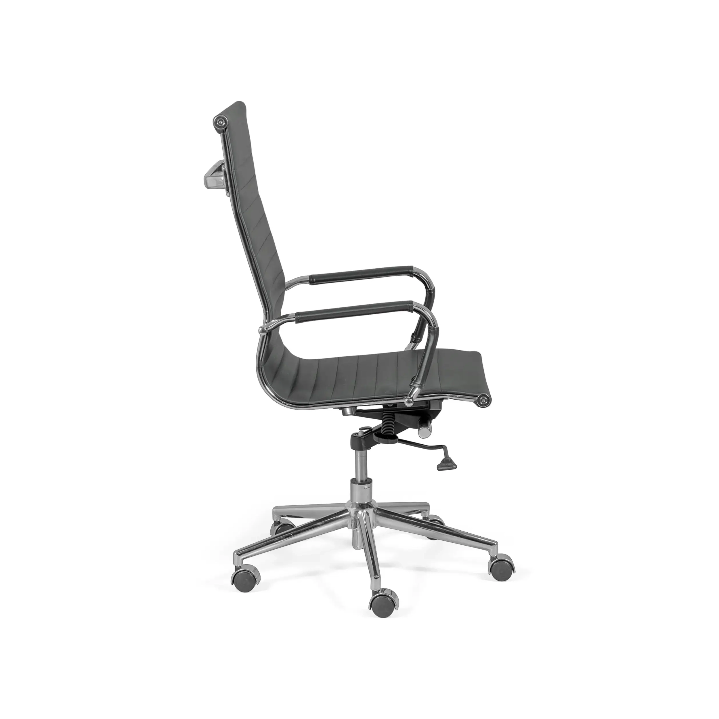 Toimistotuoli korkealla selkänojalla | Ergonomia ja moderni muotoilu keinonahkaa