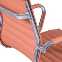 Sedia da ufficio operativa con schienale alto | Ergonomia e design moderno in similpelle