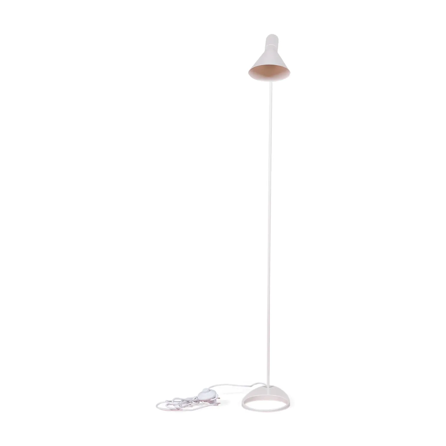 Jhon vloerlamp | Arne Jacobsen geïnspireerd ontwerp in staal