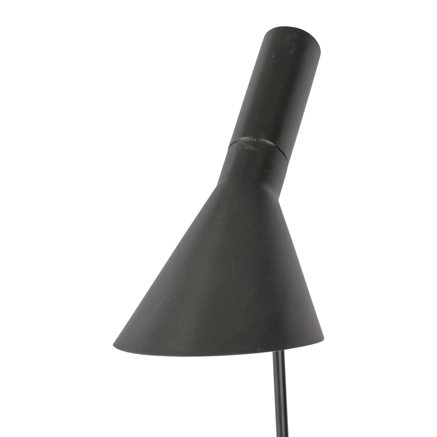 Lampadaire Jhon | Design inspiré d'Arne Jacobsen en acier