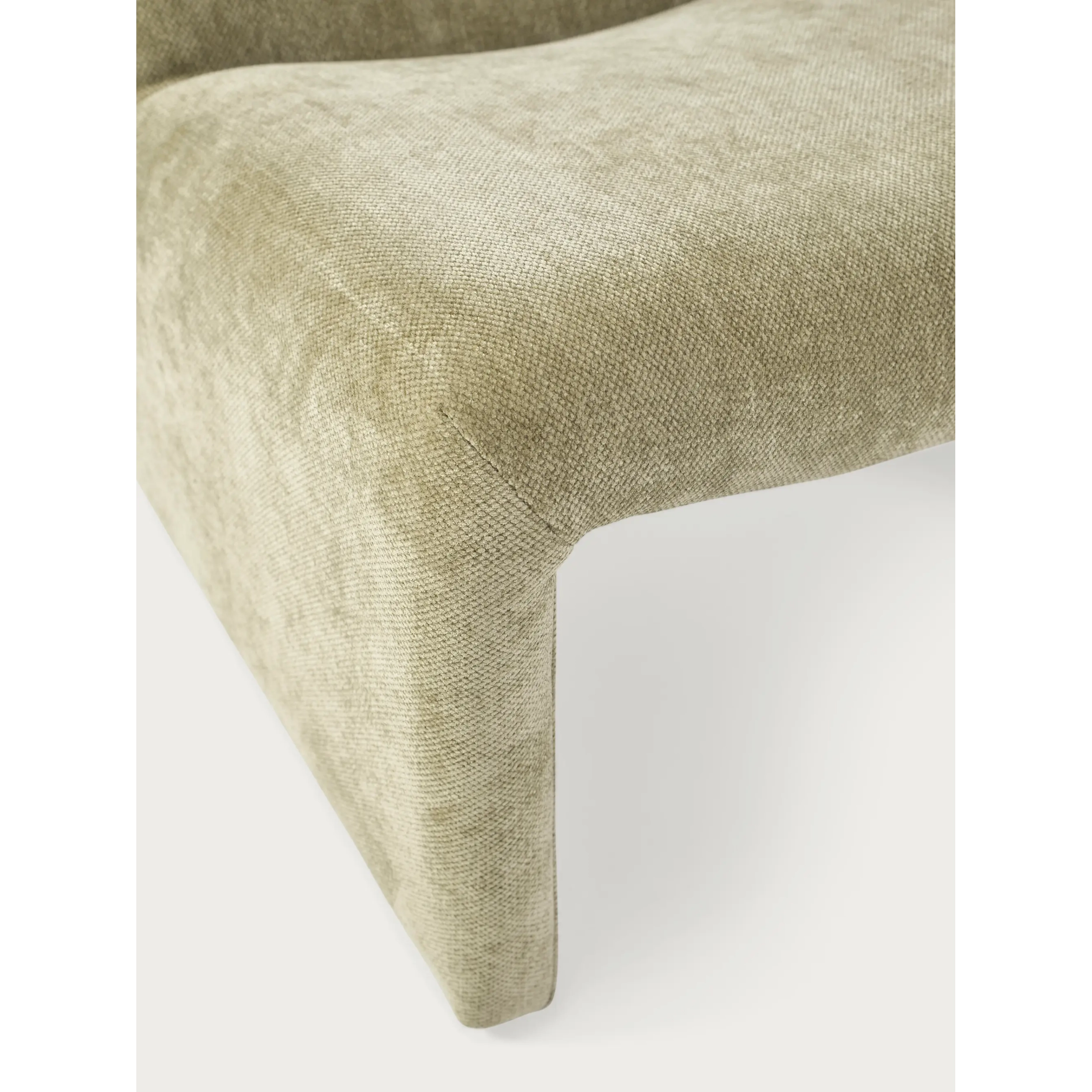 Gepolsterter Designersessel Basel, minimalistischer und komfortabler Stil