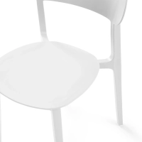 Cadeira de design em polipropileno empilhável - Sun