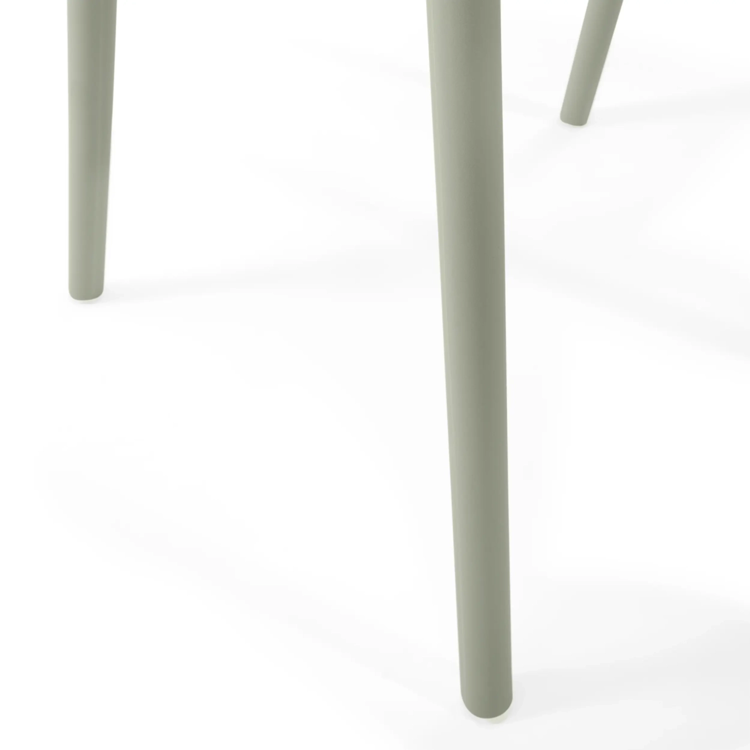 Stacking chair with armrests for indoor and outdoor use - Pierre