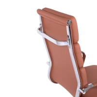Włoskie skórzane krzesło biurowe z wysokim oparciem | Elegancki design