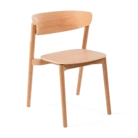 Matstol i naturask Notorius | Elegant design skandinavien