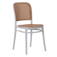 Pakkaa 4 Moulin-tuolia synteettistä rottinkia - Mueble Design