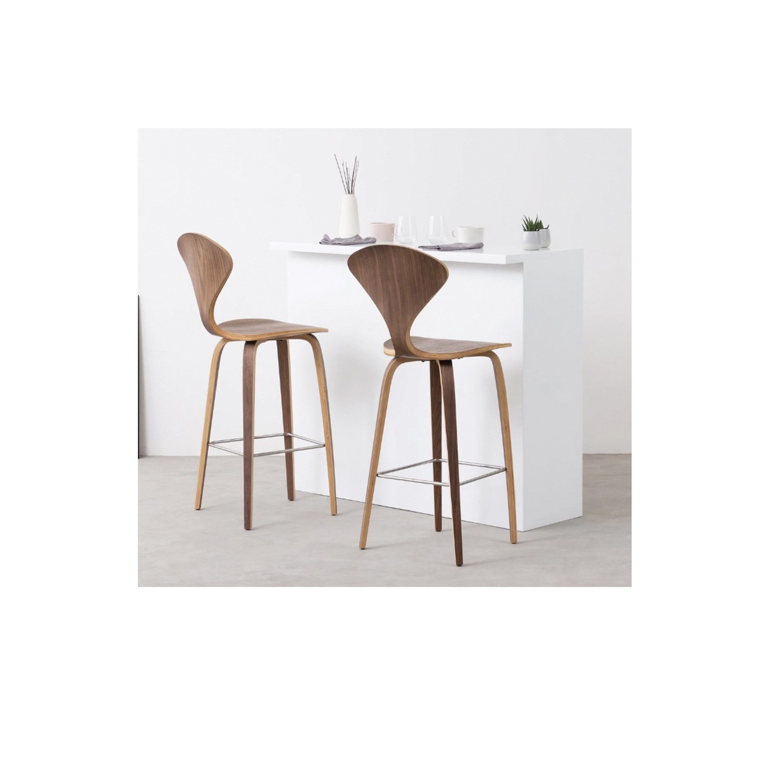 Sgabello Cherner in stile nordico