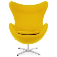 Replica Egg Chair com Apoio para os Pés da designer Arne Jacobsen