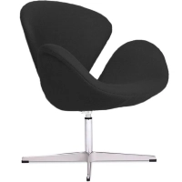 Replica della Swan Chair in cashmere di Arne Jacobsen