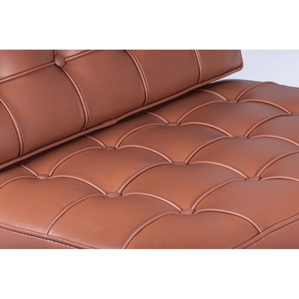 Barcelona Stuhl Replik in Cognac Leder.