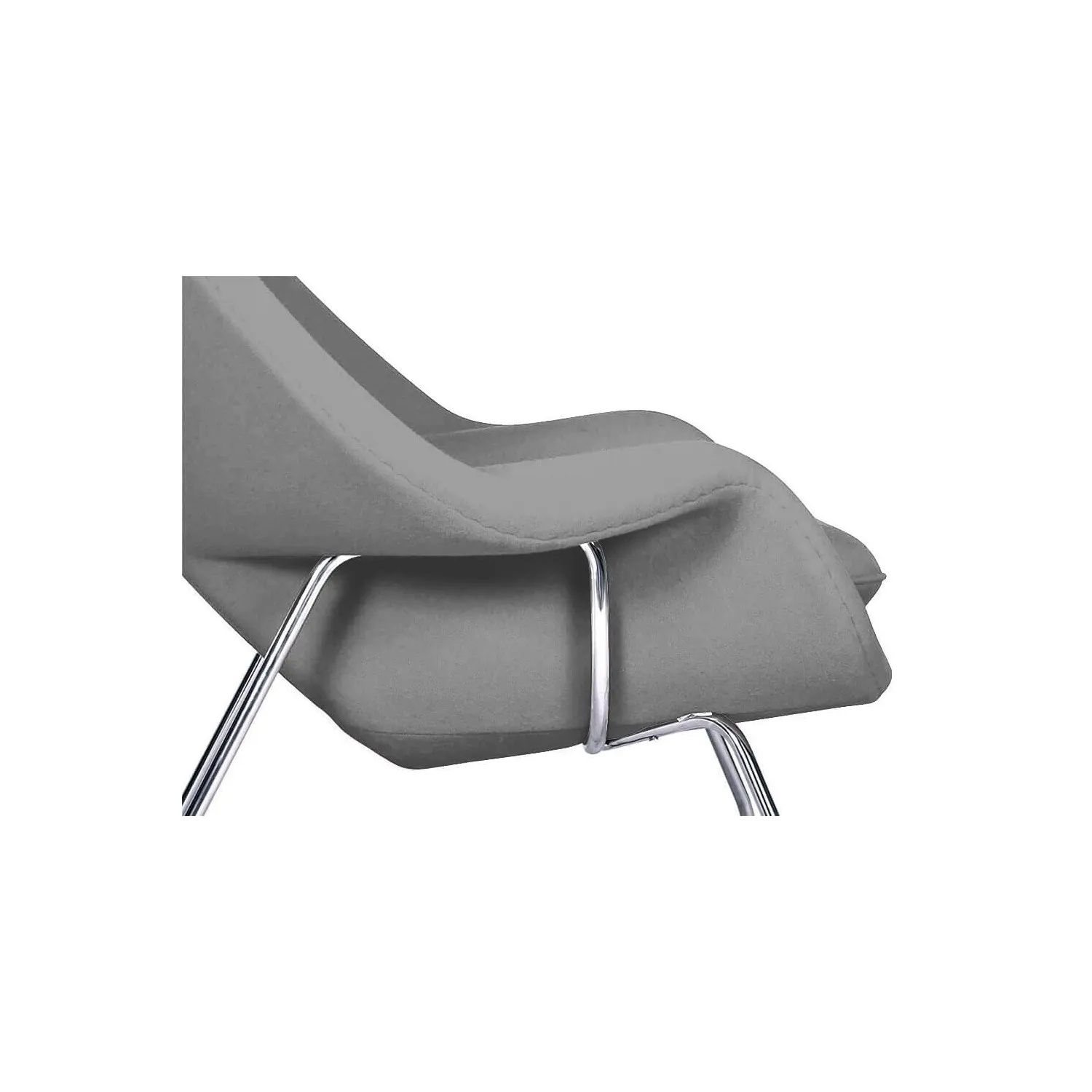 Replica van de Womb Chair door ontwerper Eero Saarinen
