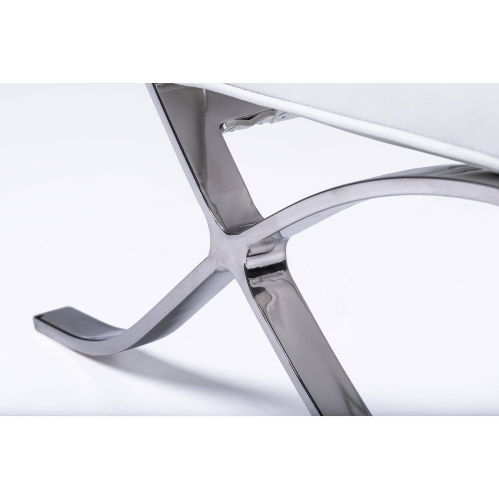 Ensiluokkainen Barcelona -tuolin kopio italialaisesta nahasta