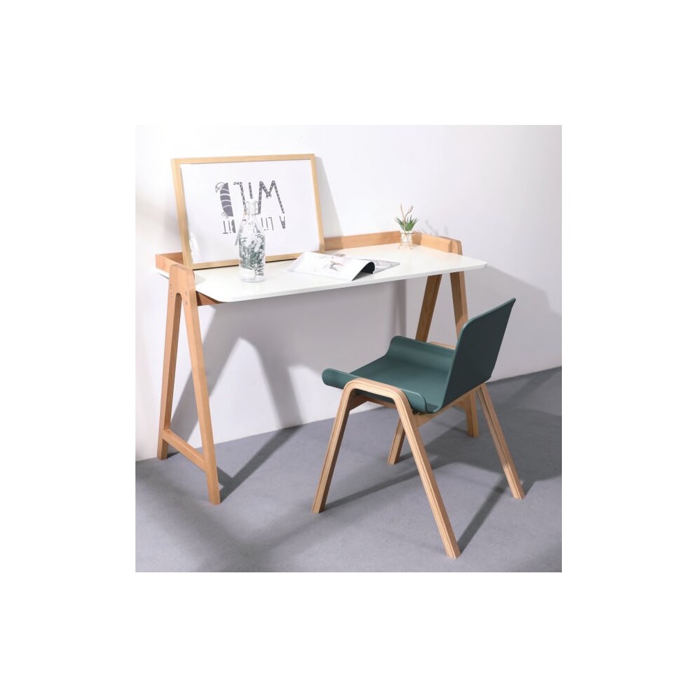 Pop Schreibtisch mit Beinen aus massiver Eiche