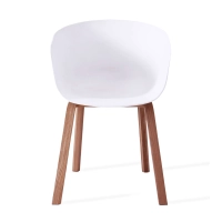 Chaise nordique Daxer en bois de hêtre de style nordique