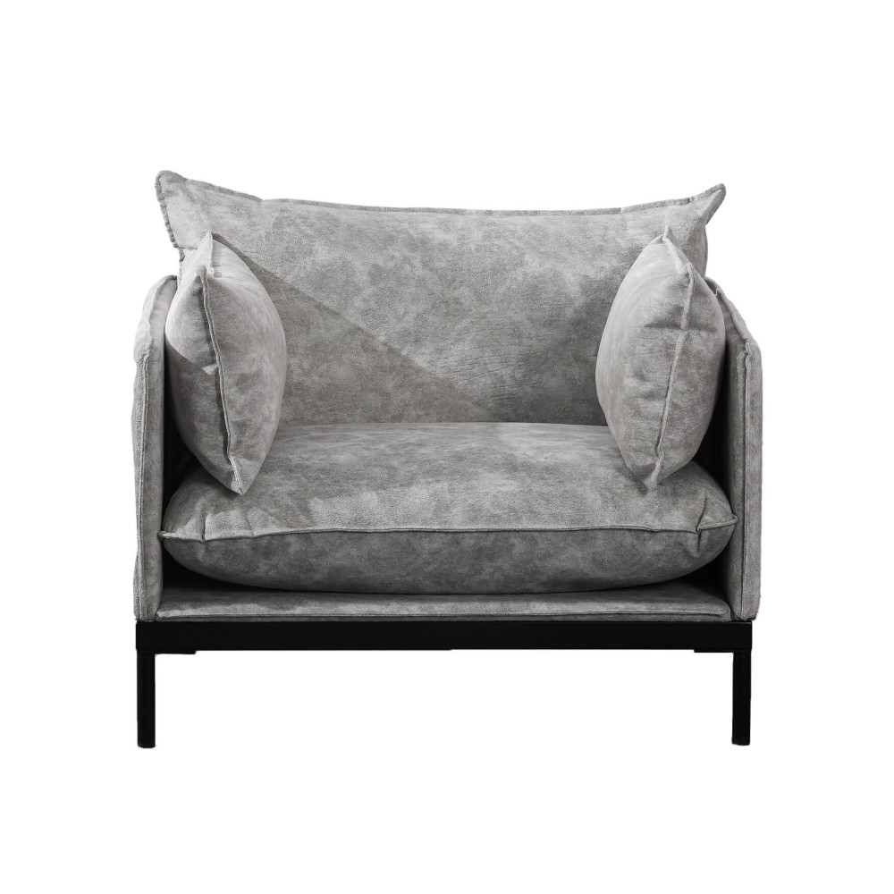 1 istuttava sohva verhoiltu polyesteriä