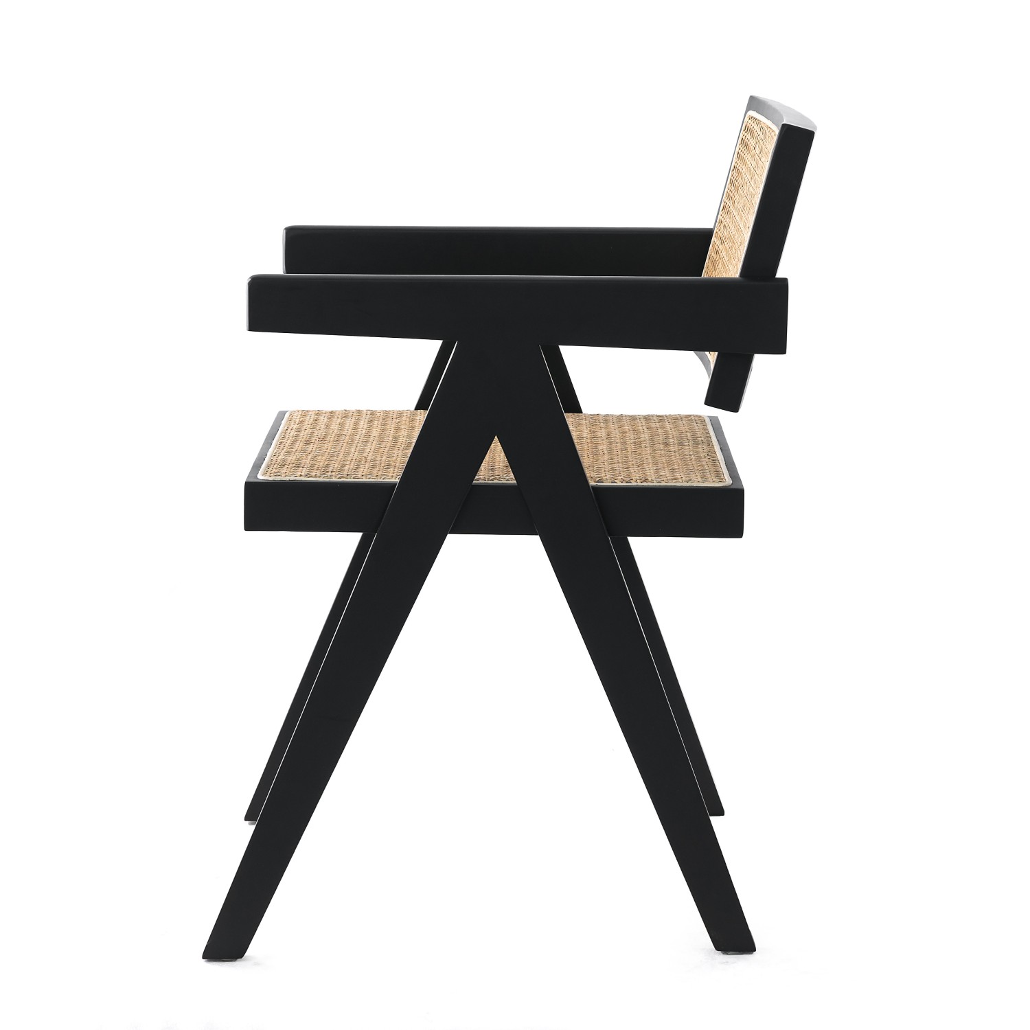 Replica della sedia Chandigarh con braccioli del designer Pierre Jeanneret 