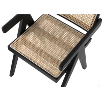 Replica della sedia Chandigarh con braccioli del designer Pierre Jeanneret 