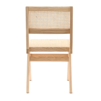 Replica della sedia Chandigarh del designer Pierre Jeanneret 