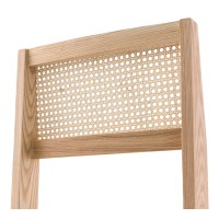 Nachbildung des Chandigarh-Stuhls des Designers Pierre Jeanneret 