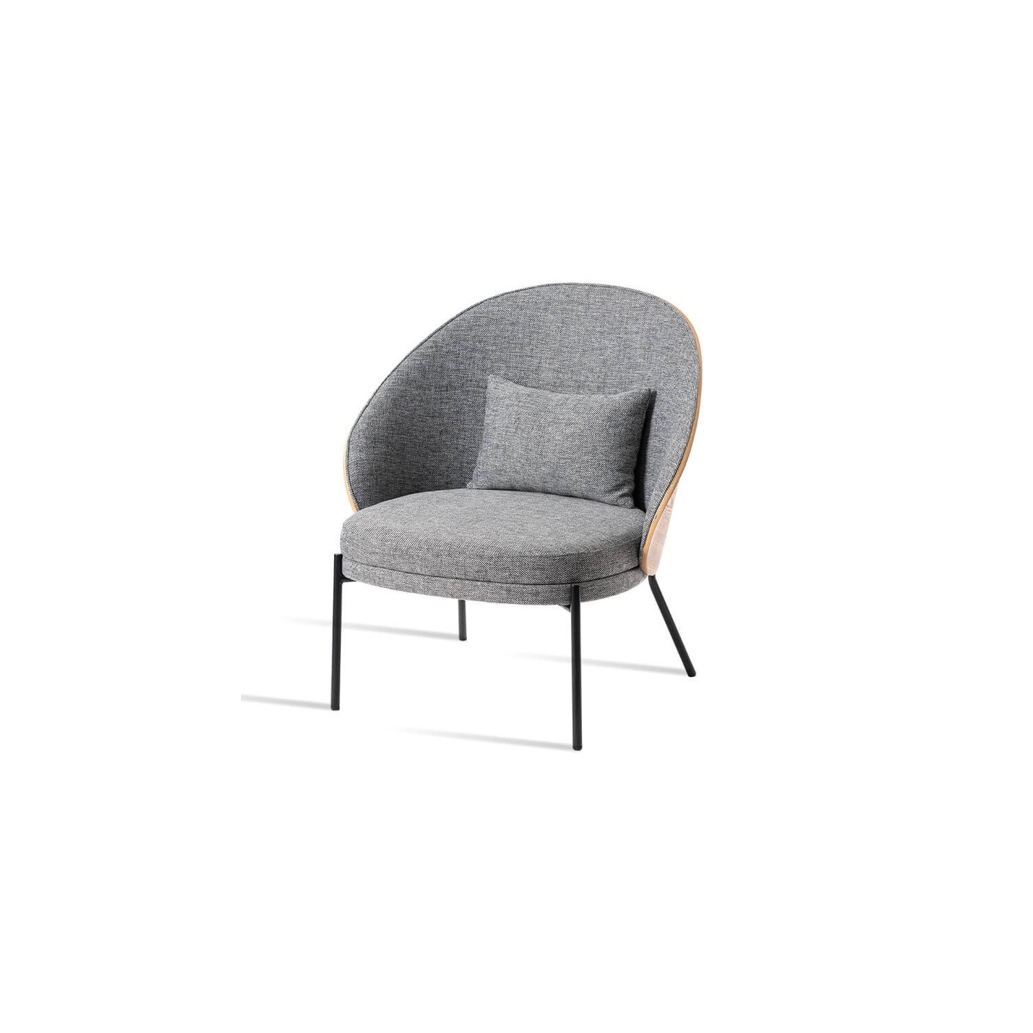 Nordic Earth armchair with cotton cushion