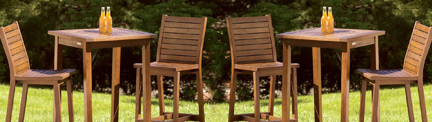 Taburetes resistentes para su uso en exteriores